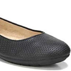 NATURALIZER "Una" Ballet Flat Size 6.5 Wide